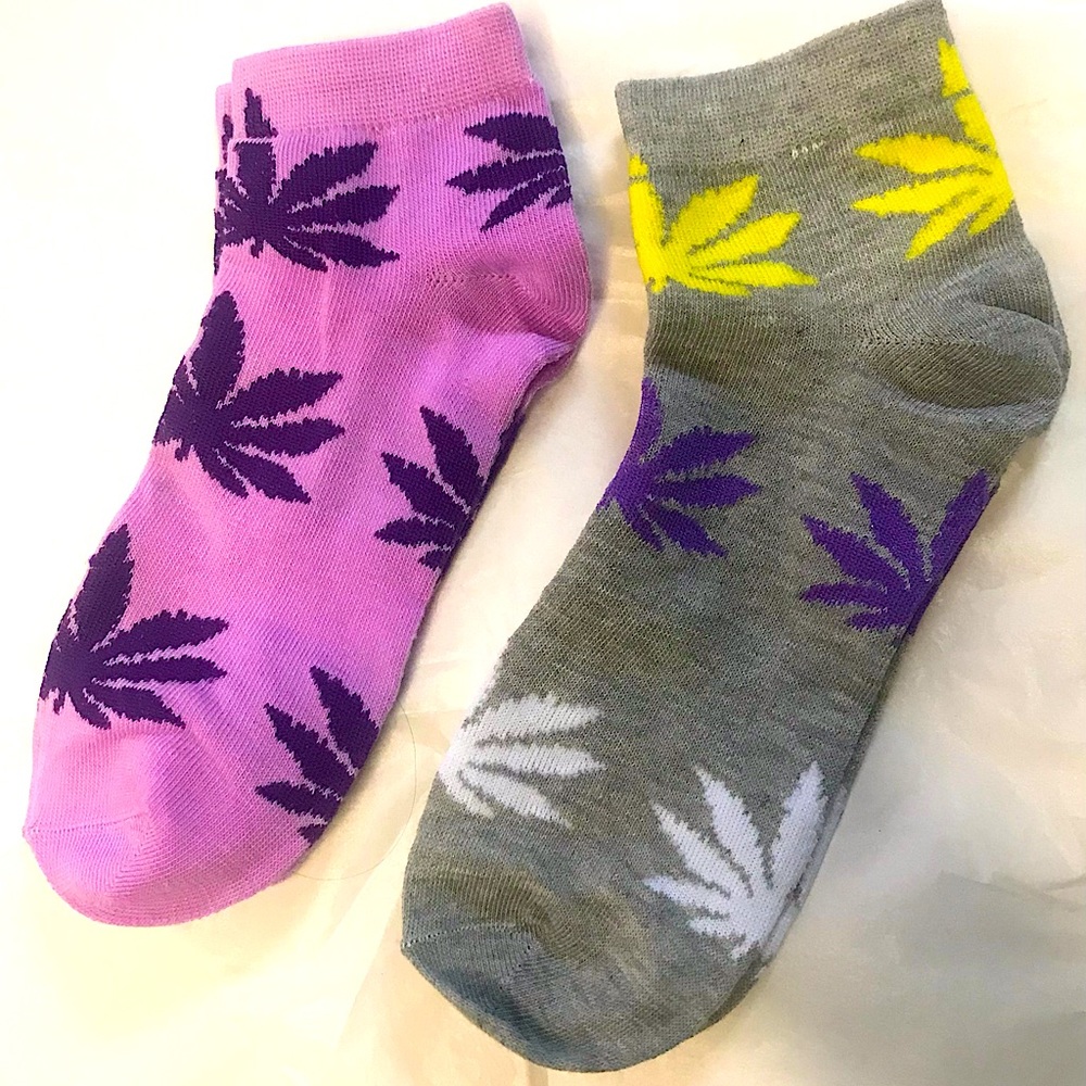 His and her lakers colors socks